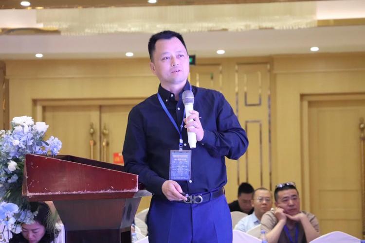 达州市生猪产业协会召开技术交流会共商对策